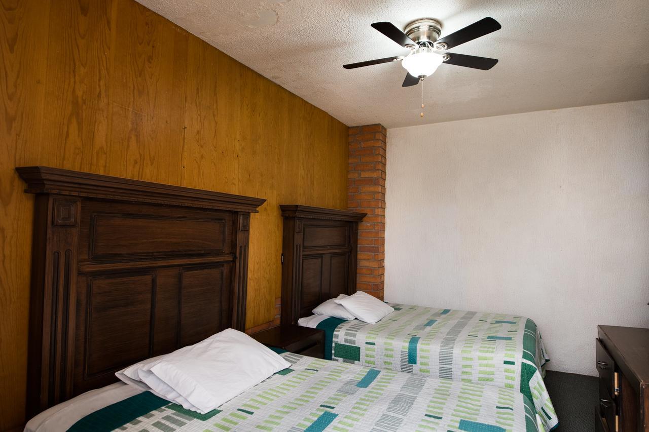 Hotel Maria Elena デュランゴ エクステリア 写真