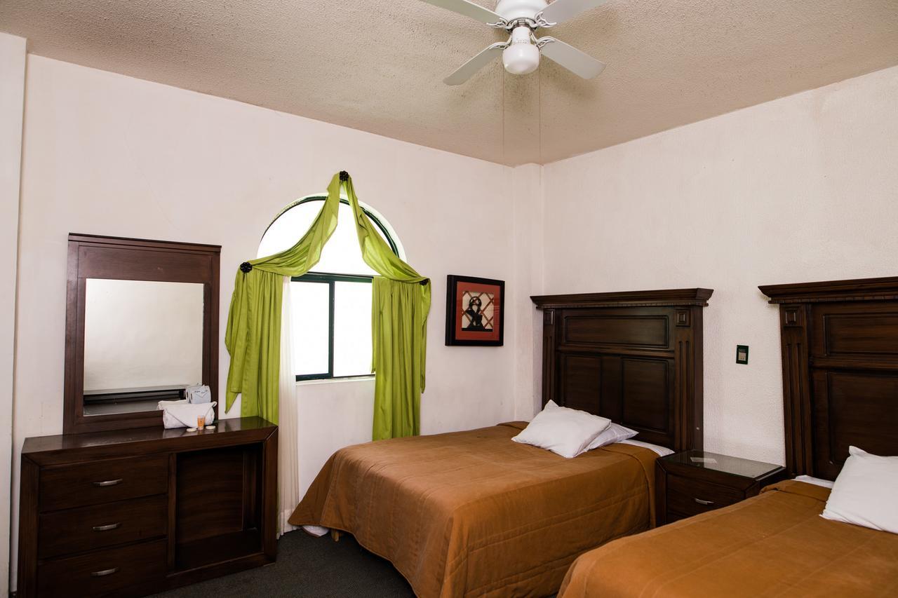Hotel Maria Elena デュランゴ エクステリア 写真