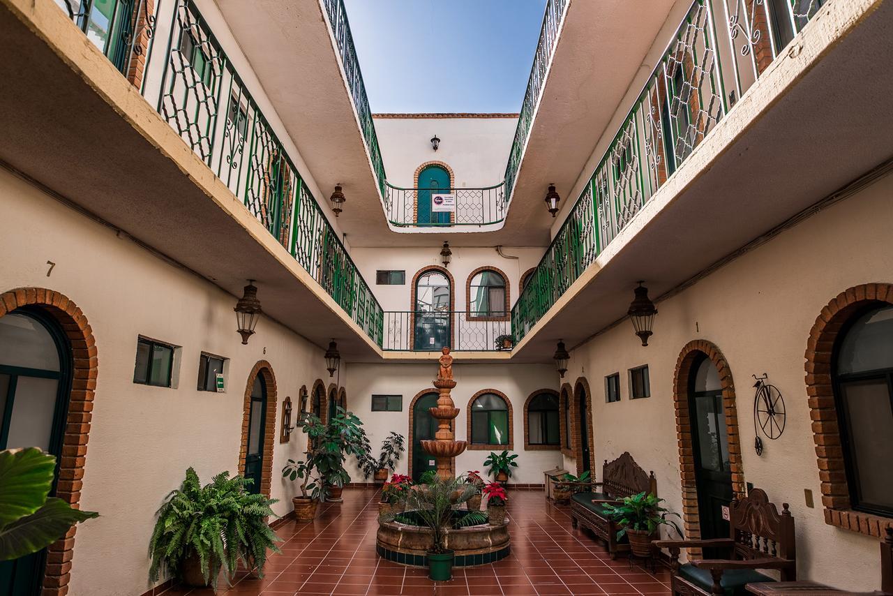 Hotel Maria Elena デュランゴ エクステリア 写真