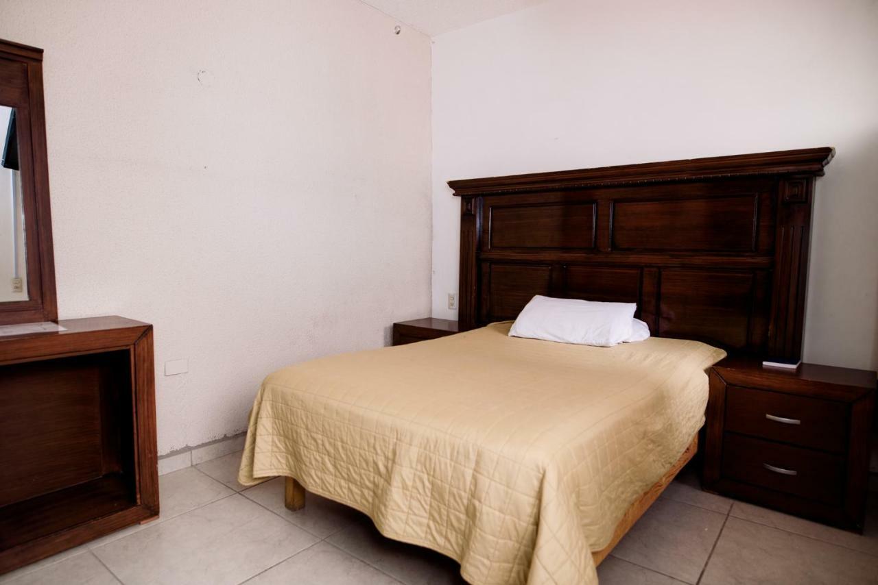 Hotel Maria Elena デュランゴ エクステリア 写真