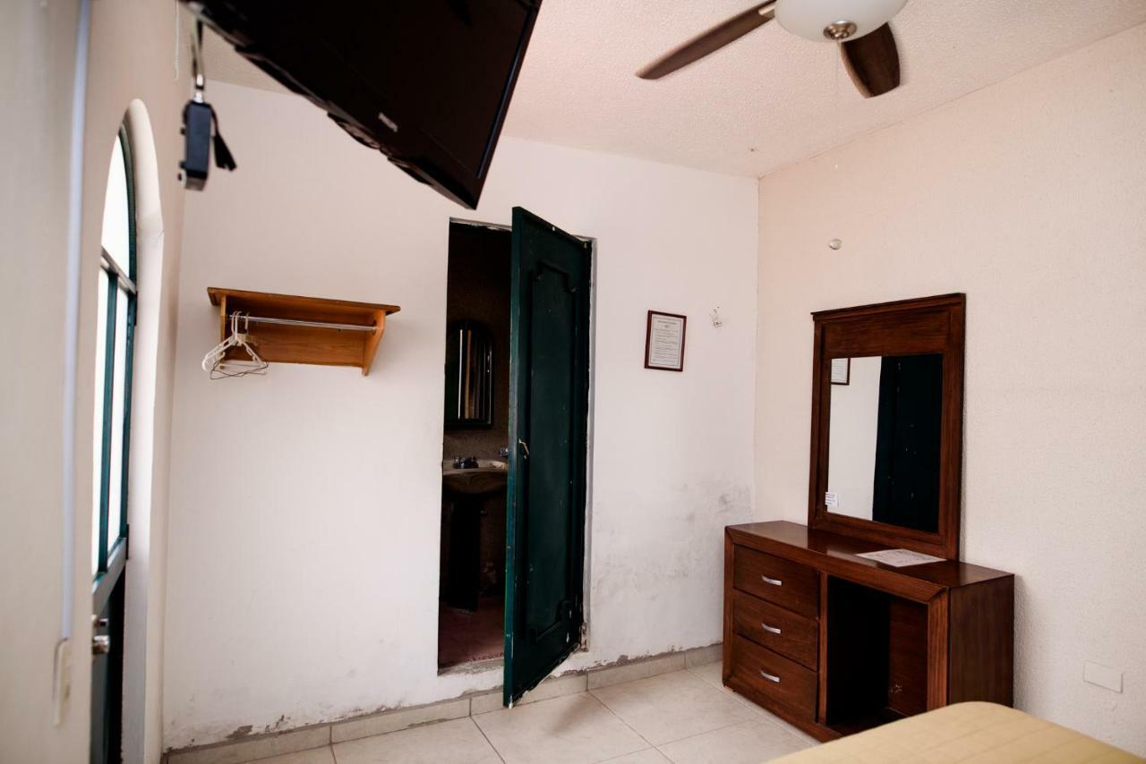 Hotel Maria Elena デュランゴ エクステリア 写真