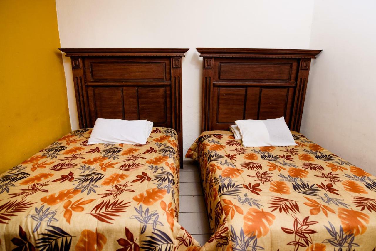 Hotel Maria Elena デュランゴ エクステリア 写真