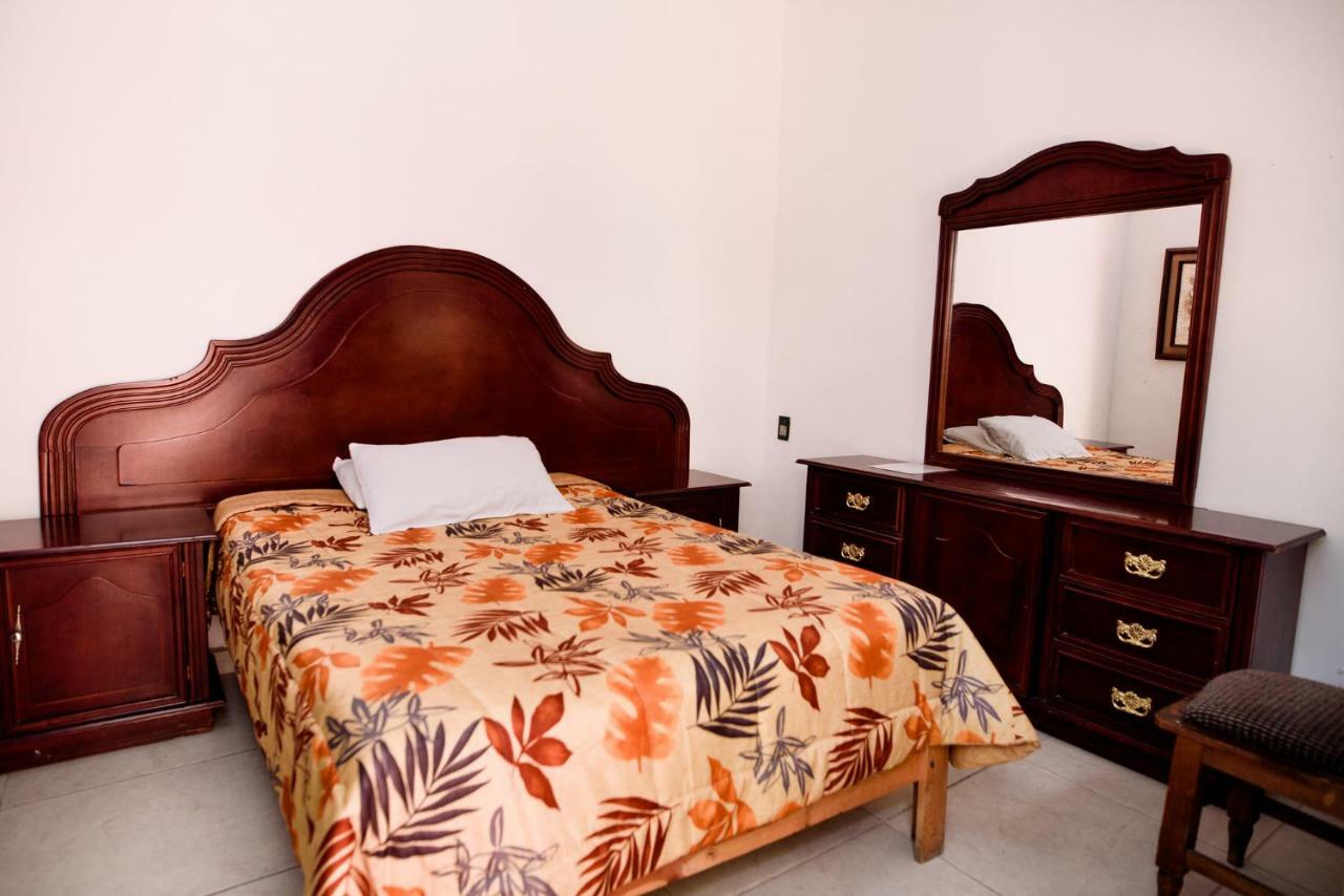 Hotel Maria Elena デュランゴ エクステリア 写真