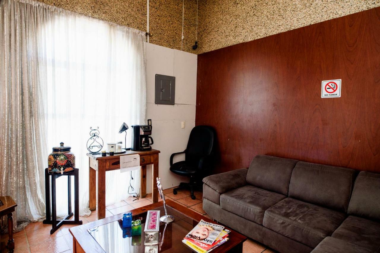 Hotel Maria Elena デュランゴ エクステリア 写真