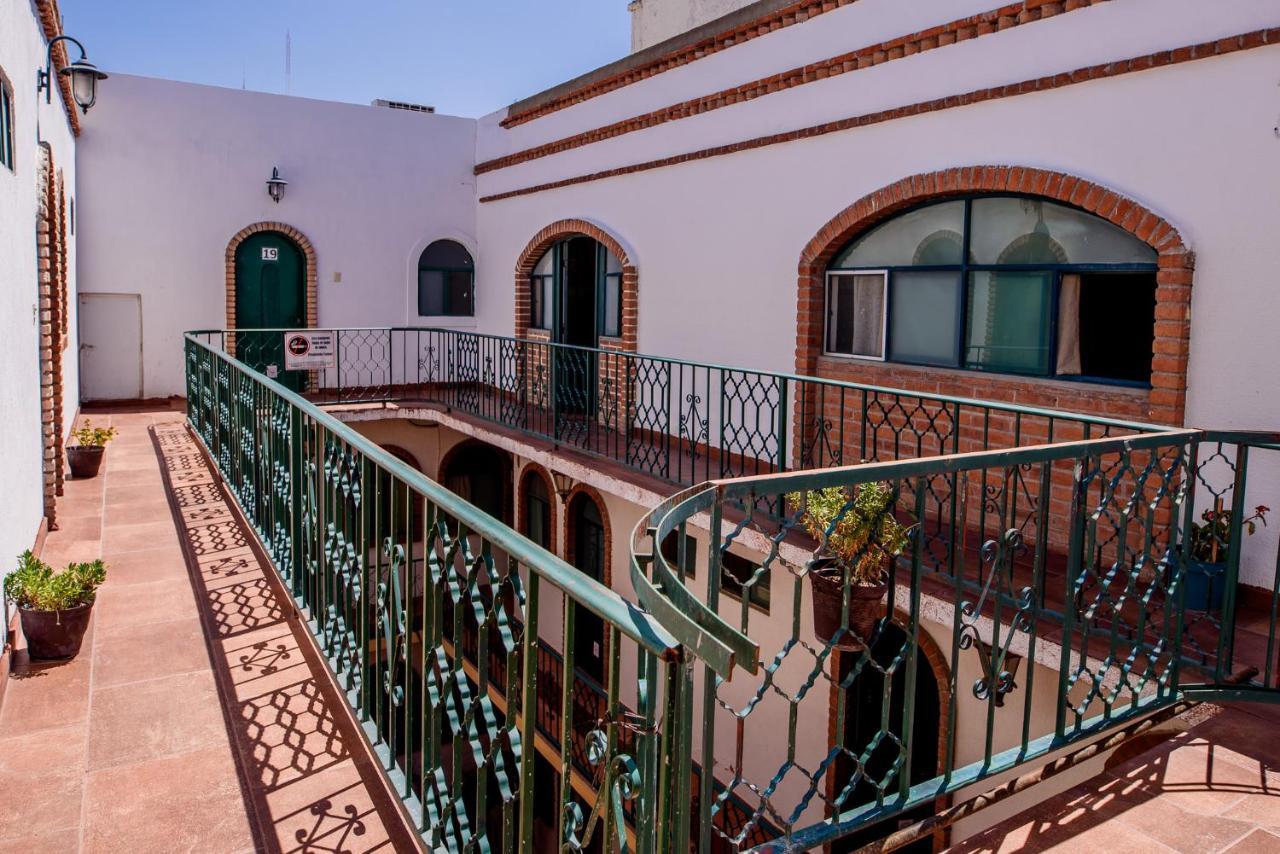 Hotel Maria Elena デュランゴ エクステリア 写真