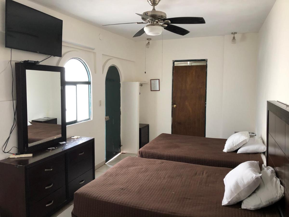 Hotel Maria Elena デュランゴ エクステリア 写真